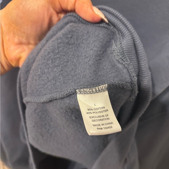 Malibu Sweatshirt - Picture 7 of 7